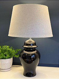 Abajur - Cerâmica - Preto com Cúpula