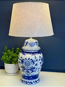 Abajur - Cerâmica - Azul e Branco - Com Cúpula