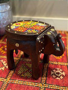 Banqueta - Elefante - Madeira - Azulejo - Marrom e Colorido - Pequeno
