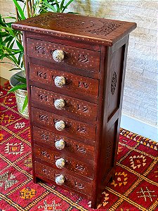 Gaveteiro - Madeira Entalhada - 7 Gavetas - Puxador Branco e Azul