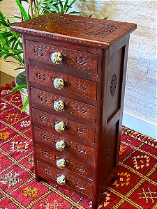 Gaveteiro - Madeira Entalhada - 7 Gavetas - Puxador Verde e Azul