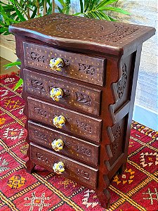 Gaveteiro - Madeira Entalhada - 5 Gavetas - Puxador Amarelo e Azul