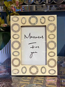 Porta Retrato - Resina - Foto 10 x 15 - Branco e Prateado