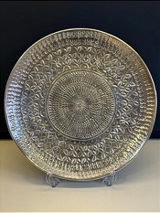Prato de Parede - Relevo - Metal - Prata - 37CM