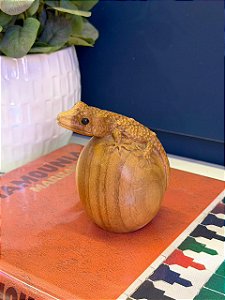 Escultura Calango - Decorativo - Marrom