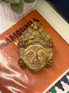 Caixa Segredo - Madeira Entalhada - Azul, Vermelho e Amarelo