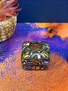 Porta Joias - Metal - Feito à mão - Branco, Preto, Dourado e Vermelho - 4,5CM