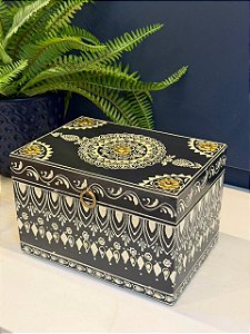 Caixa Decorativa - Porta Joias - Madeira - Pintado á Mão - Preto e Branco - 21X14CM