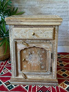 Gaveteiro em Madeira - Pintado à mão