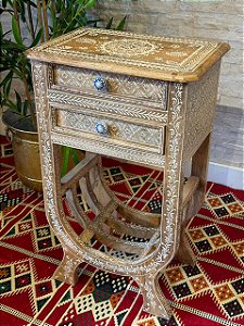 Gaveteiro em Madeira - Pintado à mão