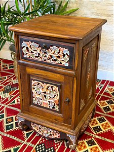 Gaveteiro em Madeira Entalhada - Pintado à Mão - Marrom e Colorido