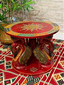 Mesa - Madeira - Pintado à Mão - Vermelha e Colorido
