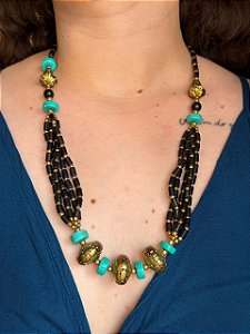 Colar - Metal e Resina - Preto, Turquesa e Dourado