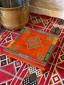 Mesa Madeira - Pintado à Mão - Laranja e Colorido - 38CM