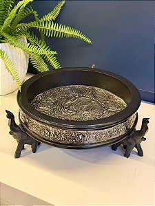 Bandeja - Madeira e Metal - Marchetaria - Elefante - Preto e Prata - 28CM