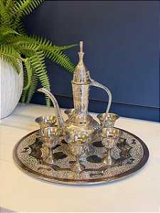 Jogo de Copos e Ânfora com Bandeja - Metal - Prata - Decortativo
