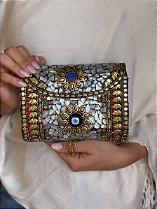 Bolsa Clutch em Metal - Madrepérolas e Dourado - Olho Grego - Com Alça