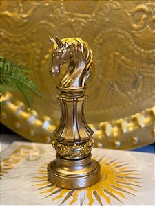 Escultura - Peça de Xadrez - Cavalo - Decorativo - Resina - 23CM