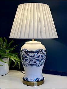 Abajur - Cerâmica - Branco e Azul com Cúpula