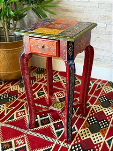 Mesa Gaveteiro - Madeira - Pintado á mão - Colorido - 53CM