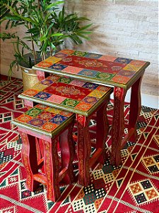 Conjunto de Mesas - Madeira - Pintado à Mão - Vermelho e Colorido