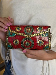 Bolsa Clutch em Metal - Vermelho, Turquesa e Dourado - Com Alça