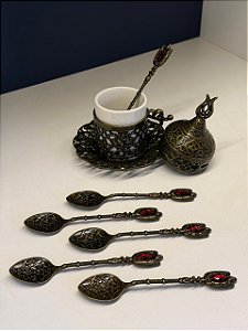 Jogo de Colheres - Turcas - Metal - Dourado Envelhecido e Vermelho