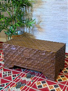 Baú - Indiano - Madeira Entalhada - Pintado à mão - Marrom