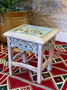 Mesa Madeira Entalhada - Pátina - 28CM