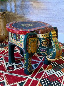 Banqueta - Elefante - Madeira - Pintado à Mão - Verde e Colorido - 30cm