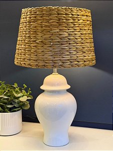 Abajur - Cerâmica - Branco com Cúpula de Palha