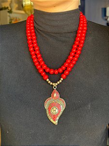 Colar - Resina e Metal - Vermelho