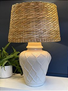 Abajur - Cerâmica - Off White com Cúpula de Palha