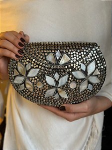Bolsa Clutch em Metal - Prata - Madrepérolas - Com Alça