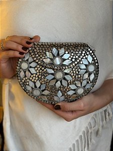 Bolsa Clutch em Metal - Prata e Madrepérolas - Com Alça
