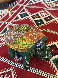 Banqueta - Elefante - Madeira - 11cm - Pintado à Mão - Verde e Colorido