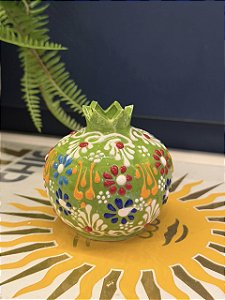 Romã Decorativa - Cerâmica - Pintado à mão - Turquia - Verde Claro - 7,5CM