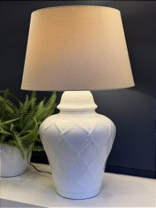 Abajur - Cerâmica - Branco com Cúpula