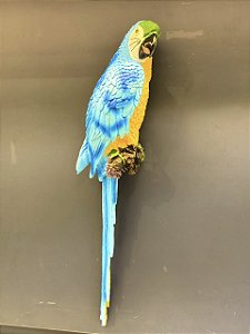 Escultura de Parede - Arara - Decorativa - Resina - Azul, Verde e Amarelo - 29CM