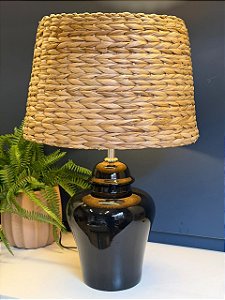 Abajur - Cerâmica - Preto com Cúpula de Palha