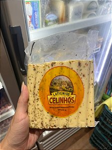 Palito Temperado - 550g - Celinho