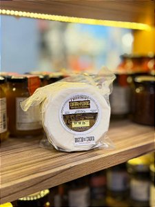 Queijo Curral de Pedras - Cabra meia cura - Merendeiro - 300g - Canastra
