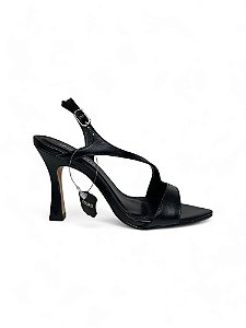 Sandália Your Shoes Preta Bico Folha