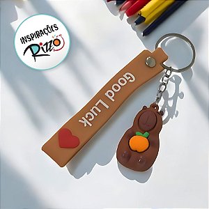 Chaveiro Good Luck Capivara Segurando Laranja - 4,5cm - 1 unidade - Rizzo