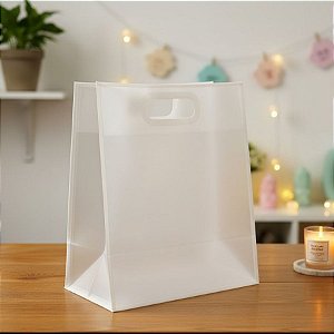 Sacola Transparente Fosca Pvc Alça Plana Branco - 30x25x15cm - 12 unidades - Rizzo