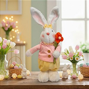 Enfeite Decorativo de Páscoa - Coelho de Roupa com Flor Laranja - 43cm - 1 unidade - Cromus - Rizzo