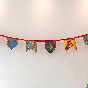 Varal De Bandeirinhas Festa Junina Chita - Cordão Vermelho - 10 Bandeiras - 270cm - 1 unidade - Rizzo