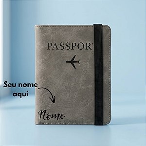 Porta Passaporte em Couro PU com Elástico Personalizado com Nome- Cinza - 14,8x11cm - 1 unidade - Rizzo