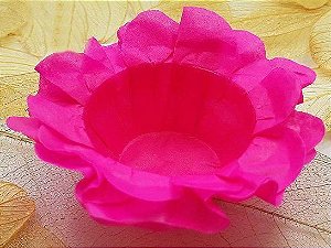 Forminha para Doces Floral em Seda Rosa Choque - 40 unidades - Decorart