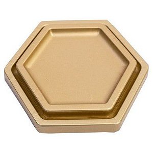 Bandeja Sextavada Premium Dourado - 01 unidade - Só Boleiras - Rizzo Embalagens